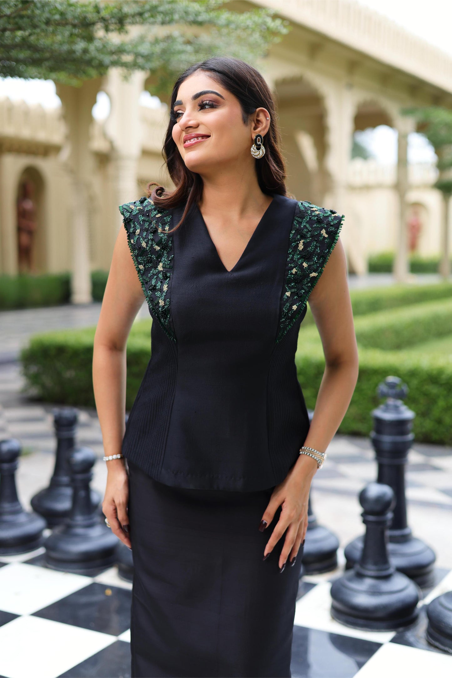 ONYX SILHOUETTE ENSEMBLE