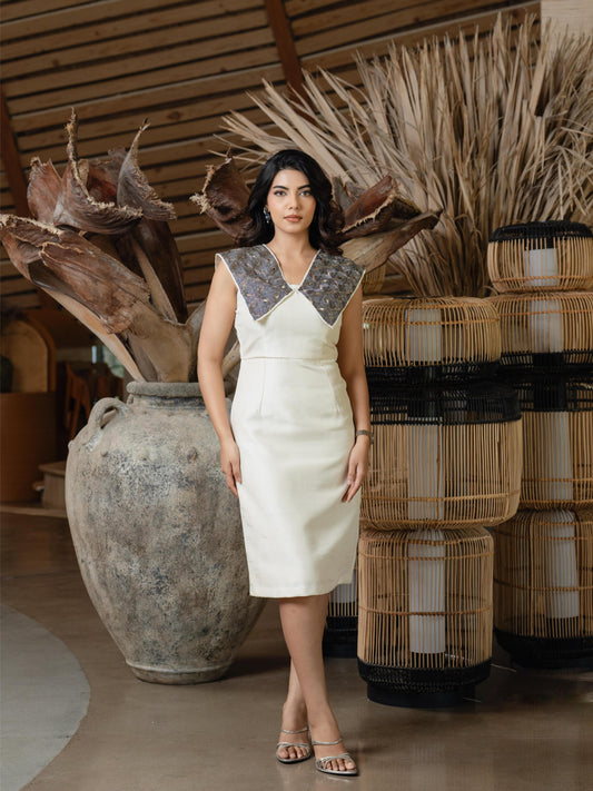 IVORY COLLAR DRESS